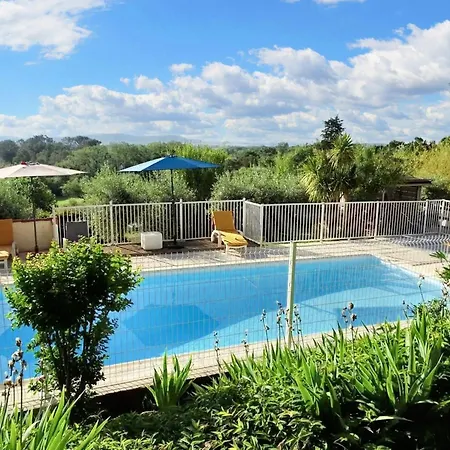 Maison Charmante A Avec Piscine Partagee Nyaraló Cardet